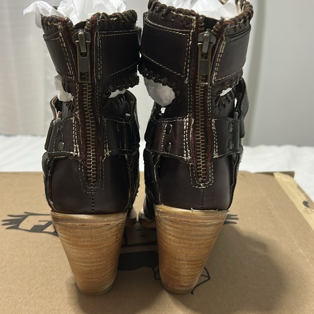 NWT FREEBIRD RAPTURE FULL GRAIN LEATHER, Size 7 🔥🔥PRICE FIRM!!🔥🔥 - Picture 14 of 16